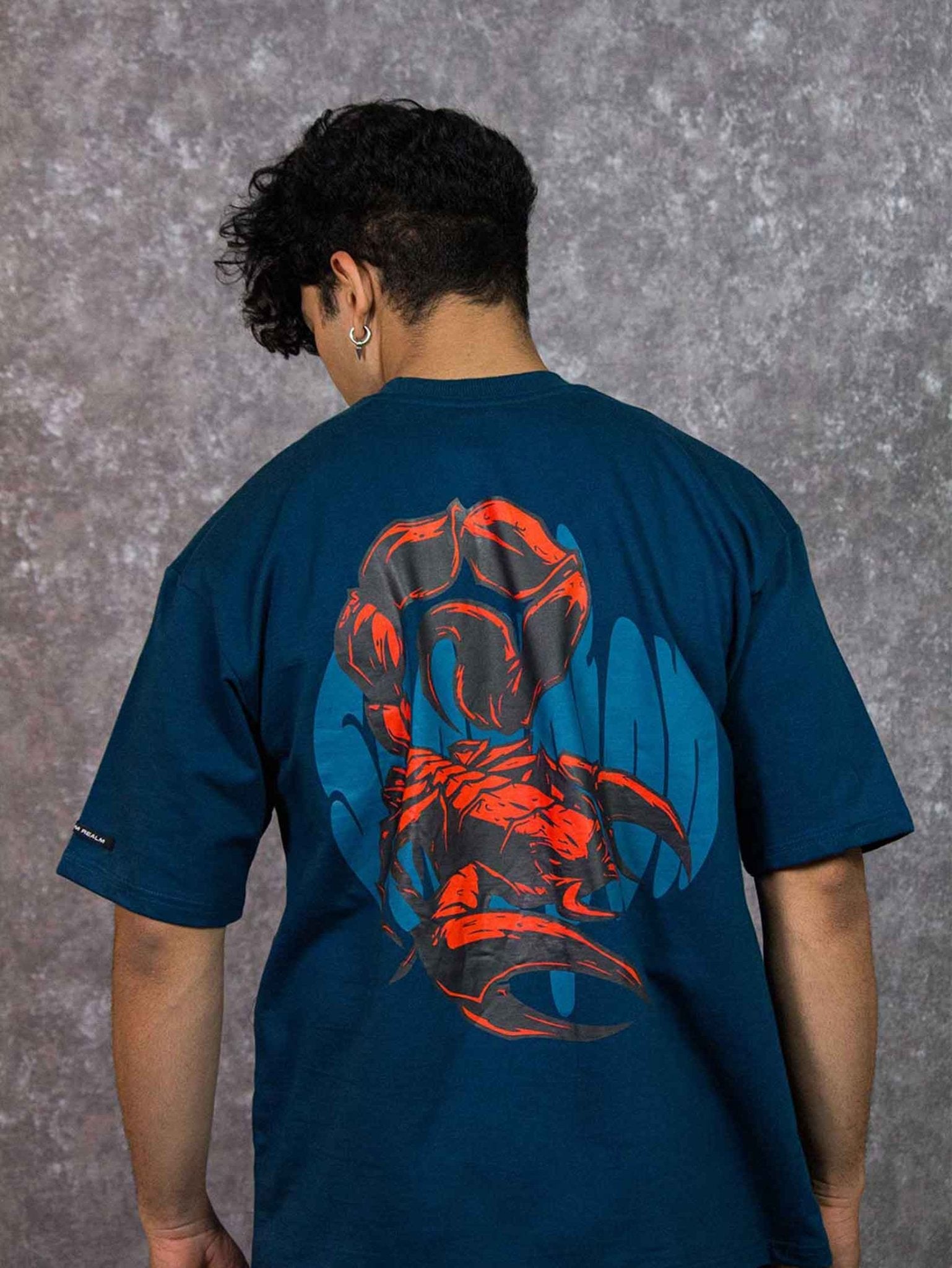 SCORPIAN T - SHIRT waterproof vinyl decal for laptop, bike, car & bottle